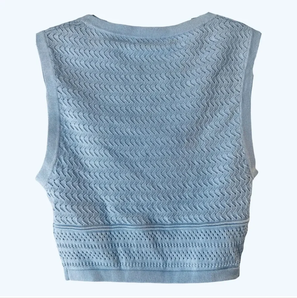 Babaton ARITZIA  Pointelle Sweater tank in Light Blue Size Xs - Picture 3 of 5